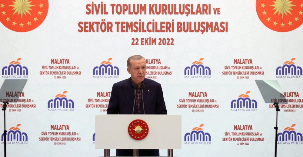 Cumhurbaşkanı Erdoğan'dan muhalefete LGBT çağrısı