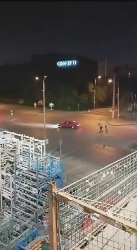 Dakikalarca Böyle Drift Attı