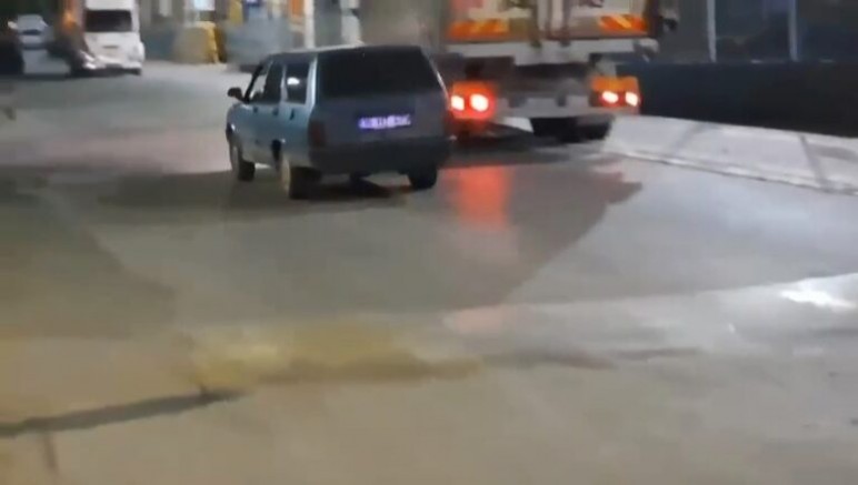 Dakikalarca drift attı, kamerayı görünce kaçtı