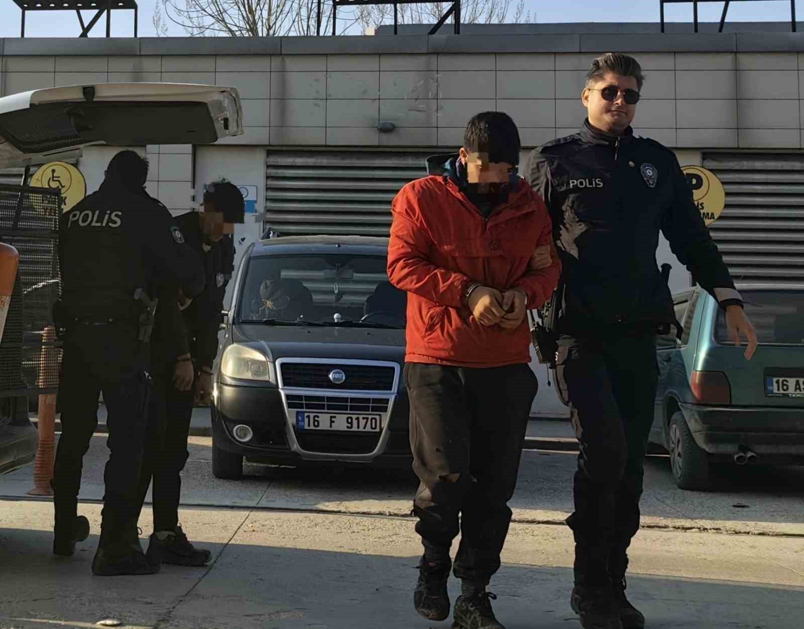 Demir Çalan Hırsızlar Yakalandı