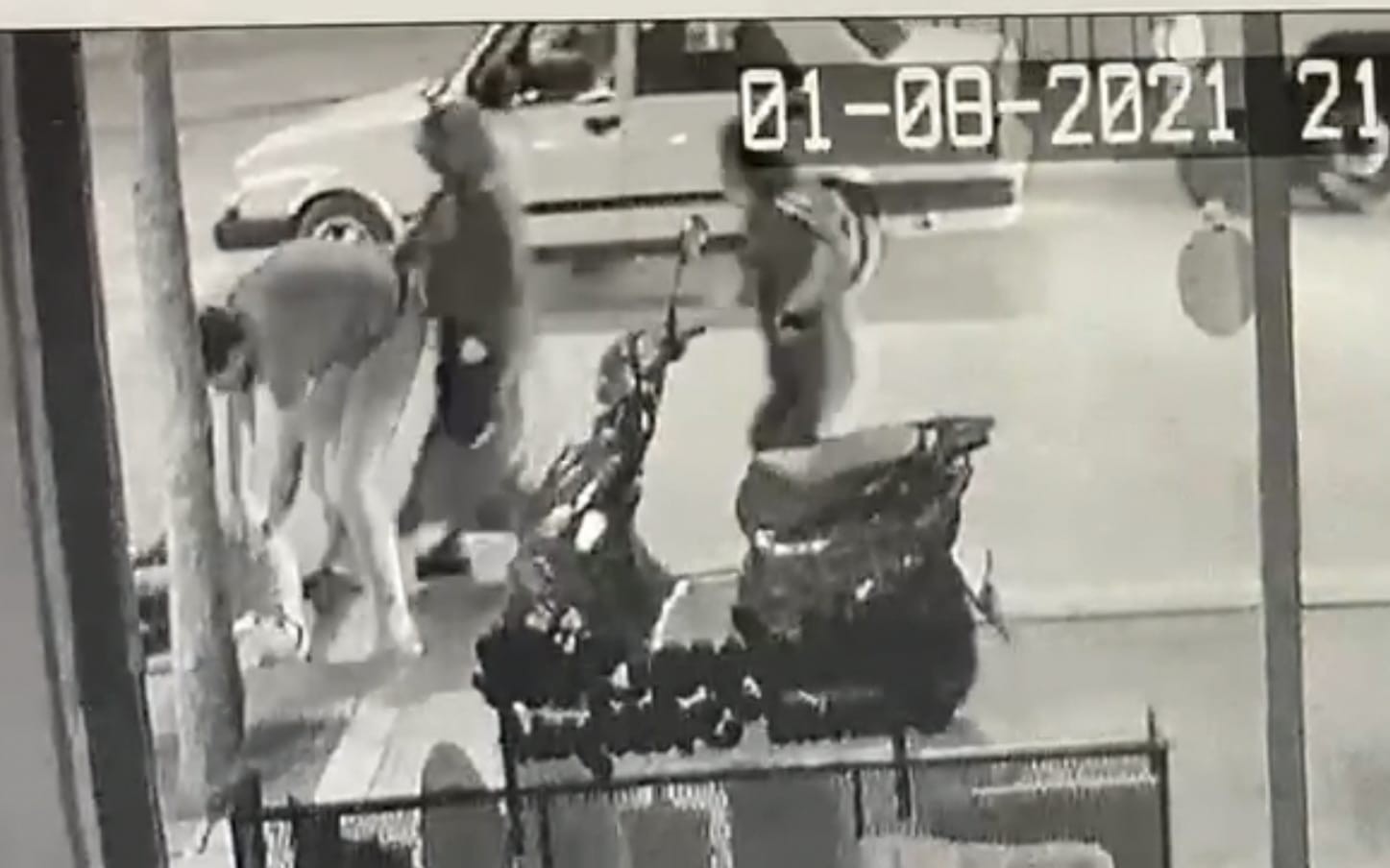 Devrilip Sürüklenen Motosikletin Sürücüsü Ve Oğlu Yaralandı