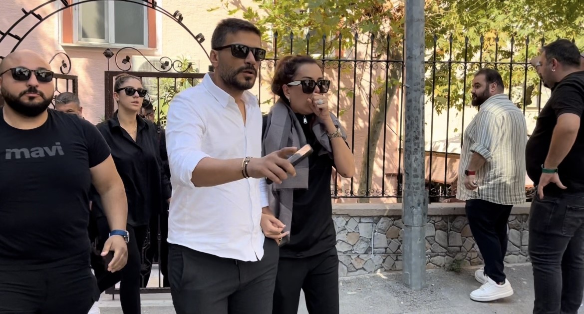 Dilan Ve Engin Polat Çifti Fenomen Kübra Aykutu Son Yolculuğuna Uğurladı