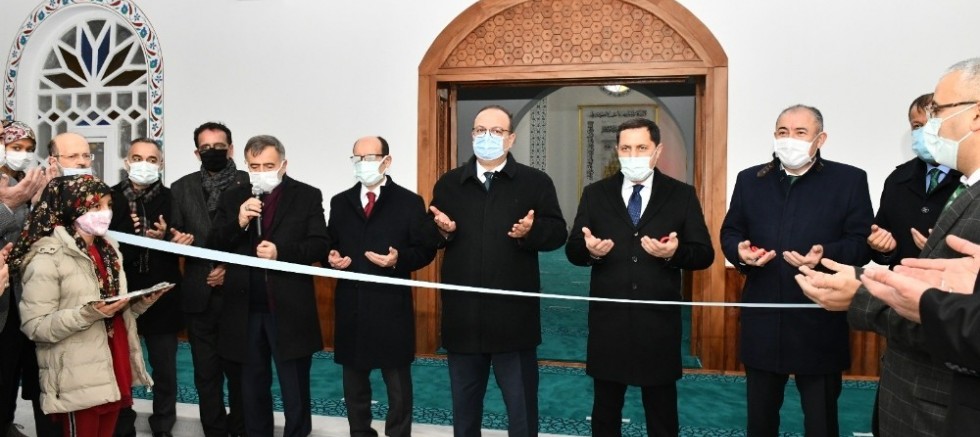 Dinî Külliye İbadete Açıldı