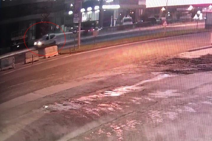Ecel Direksiyon Başında Yakaladı: O Anlar Kamerada