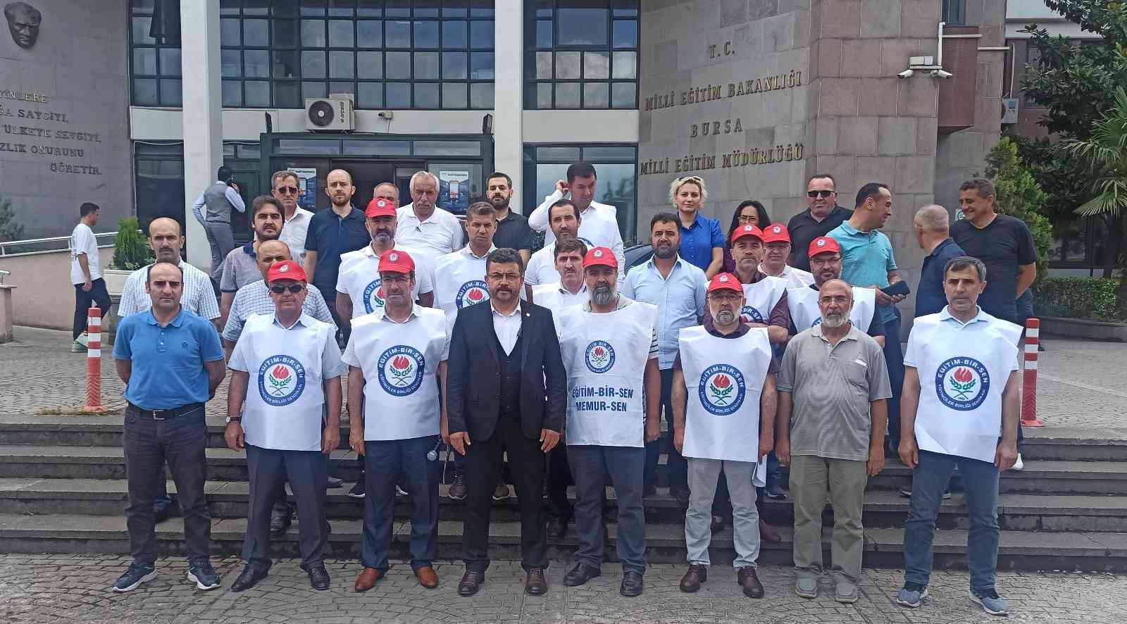 Eğitim-Bir-Sen, Mağdur Müdürlerin Yanında