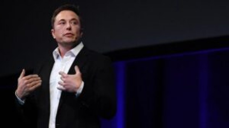 Elon Musk, kendisiyle tartıştığı için işten çıkarılan Twitter çalışanını geri çağırdı