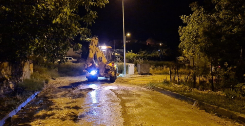 Emet'te Sağanak Yağış Sele Neden Oldu