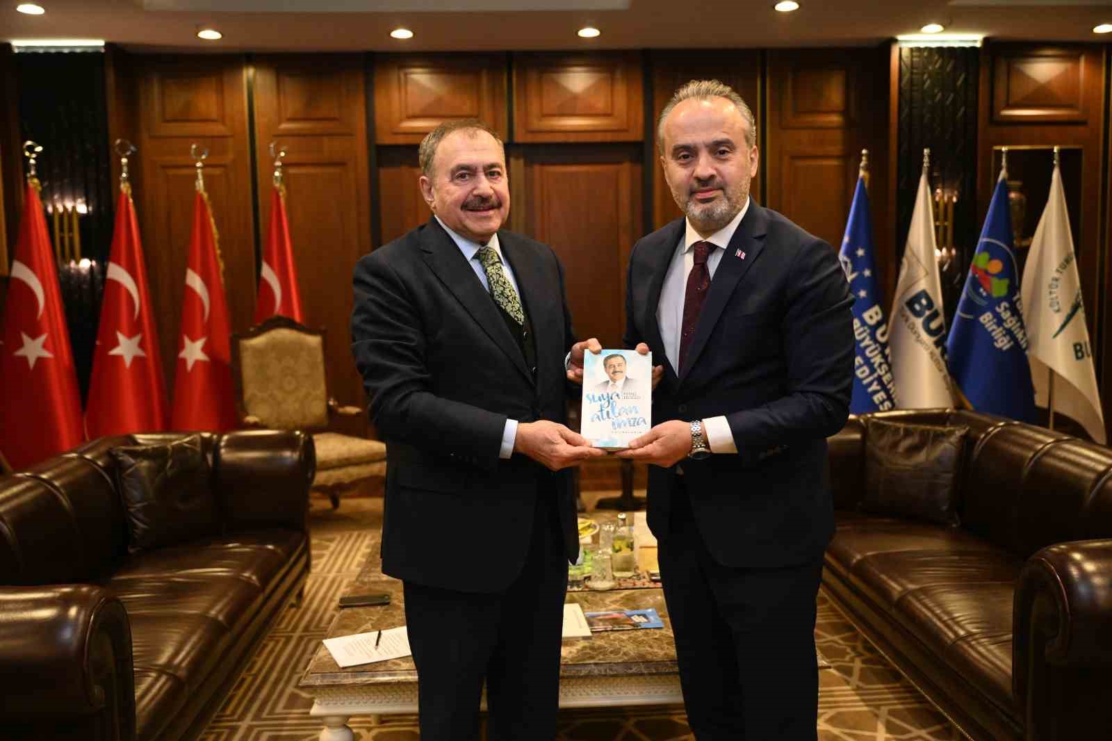 Eski Bakan Eroğlundan Başkan Aktaşa Ziyaret
