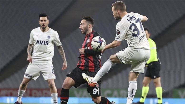 Fenerbahçe ağır yaralı!
