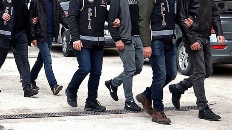 FETÖ'ye 10 ilde eşzamanlı operasyon