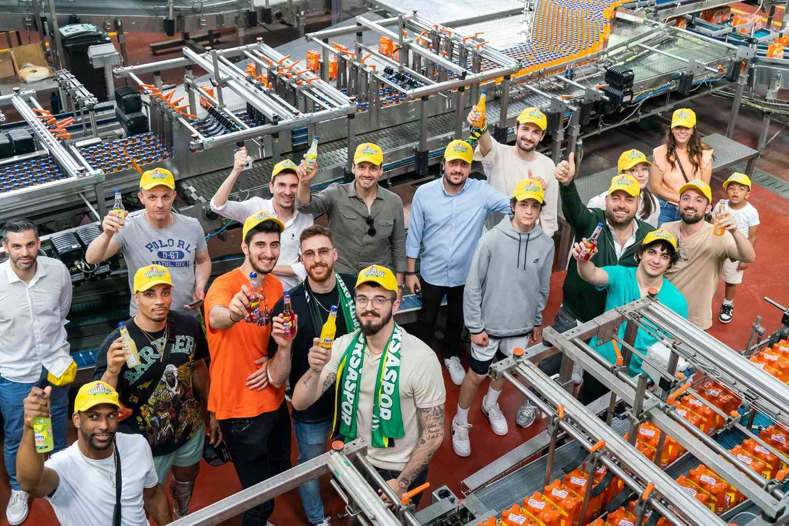 Frutti Extra Bursaspor, Sezonu Muhteşem Organizasyonla Kapadı