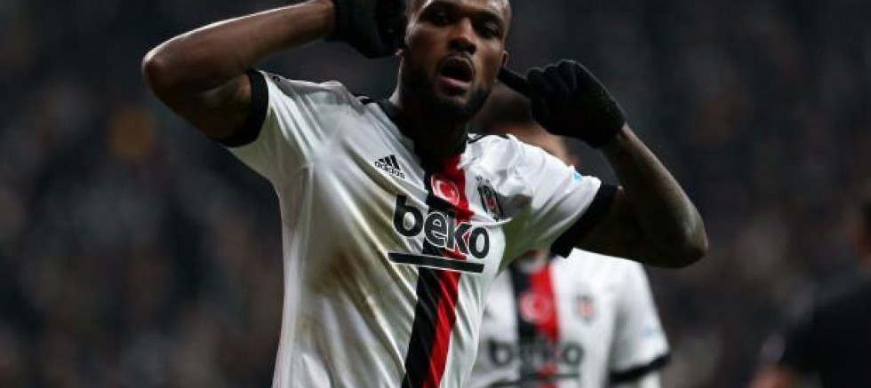 Galatasaray'dan Cyle Larin hamlesi!