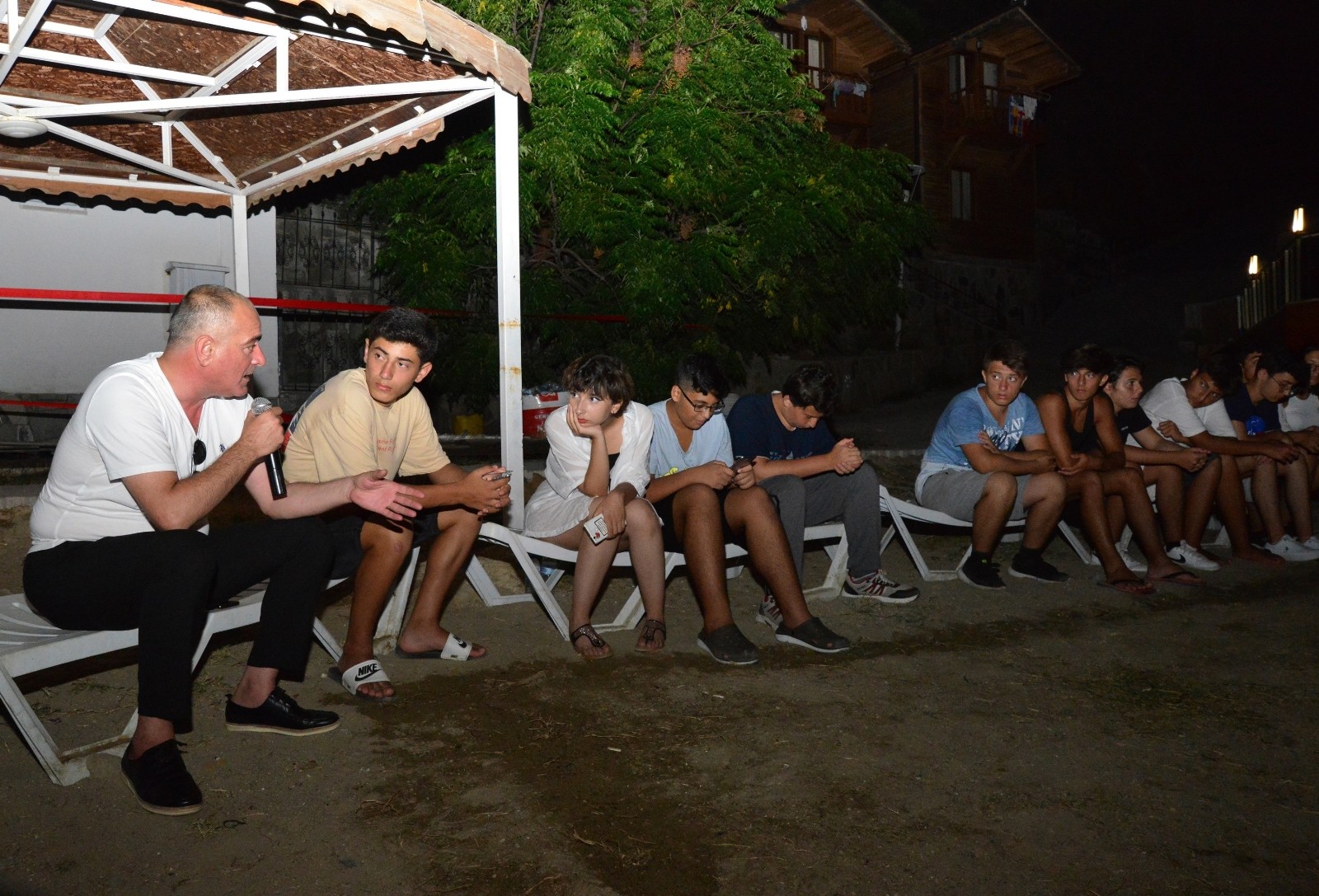 Gemlik Belediye Başkanı Sertaslan Gençlerle Buluştu