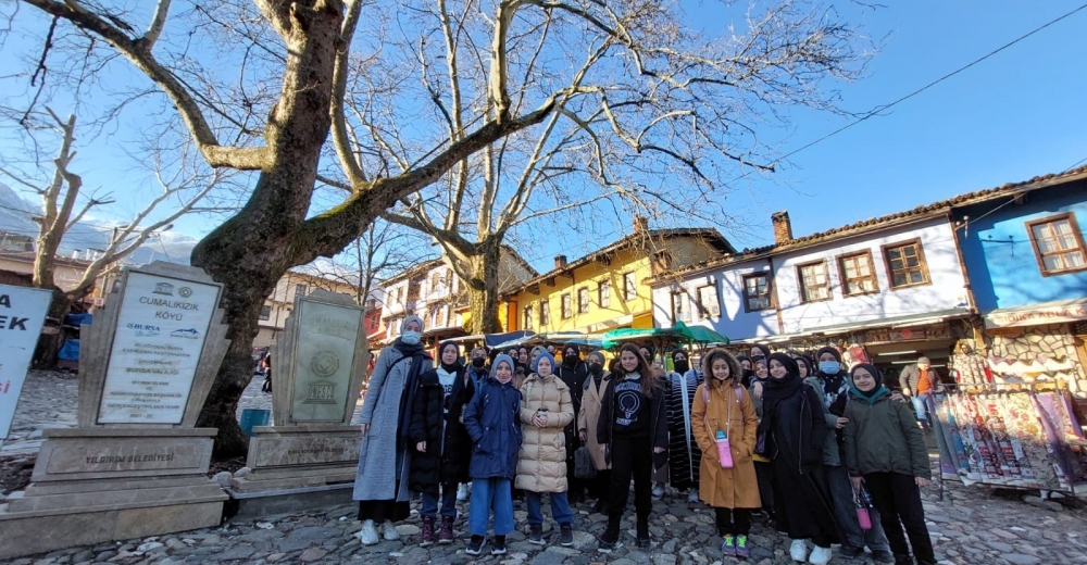 Gençlik, Bursa'da Yollarda