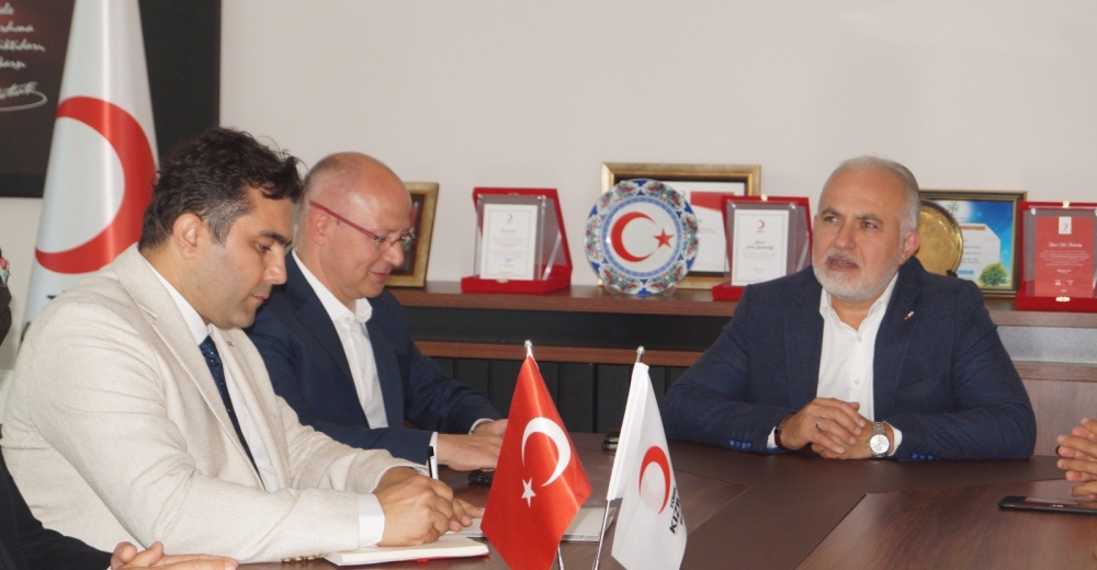 Genel Başkan Kınık'tan Bursa'ya Övgü