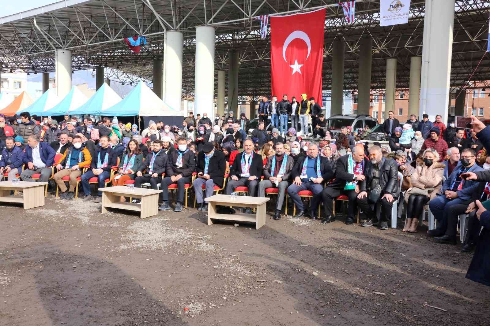 Gürsuda Karadeniz Rüzgârı Esti