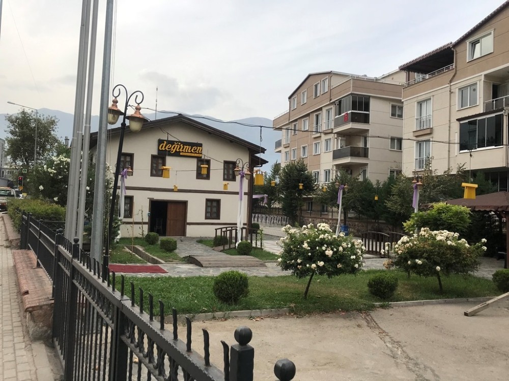 Gürsu'ya Millet Kıraathanesi