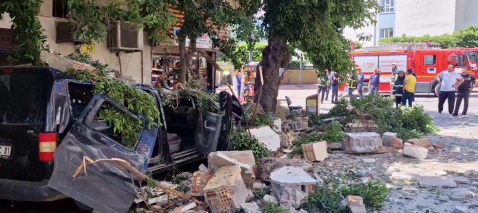 Hatay’daki patlamada yaşanan panik kamerada