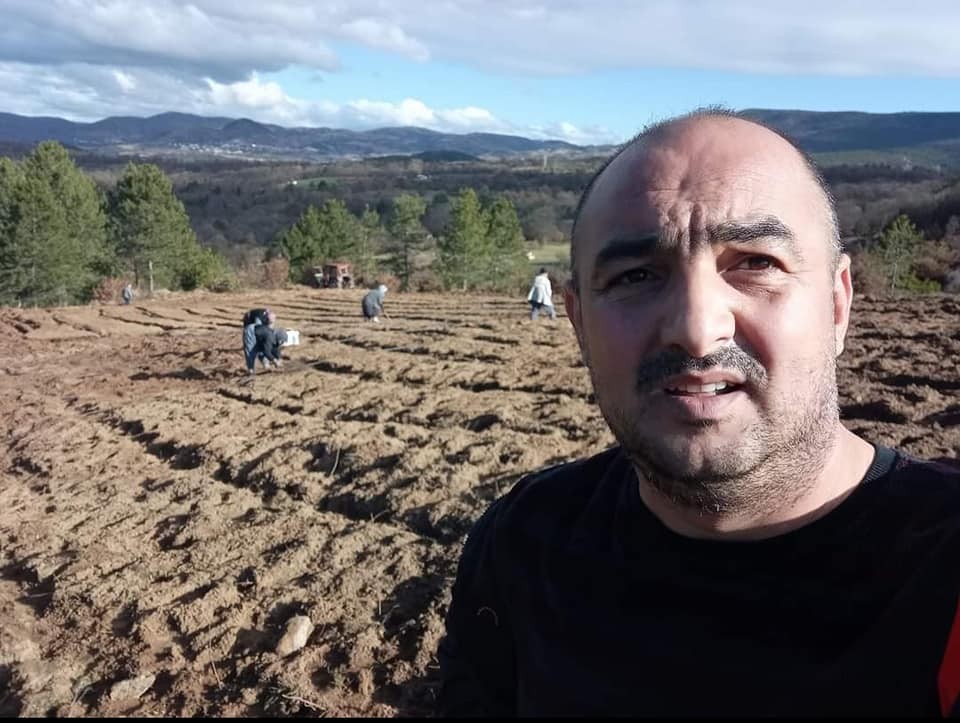 Hırsızlar Tarlaları Kurak Bıraktı