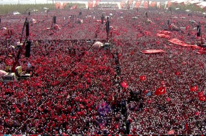 İBB festival koyarak Yenikapı mitingini engelledi!