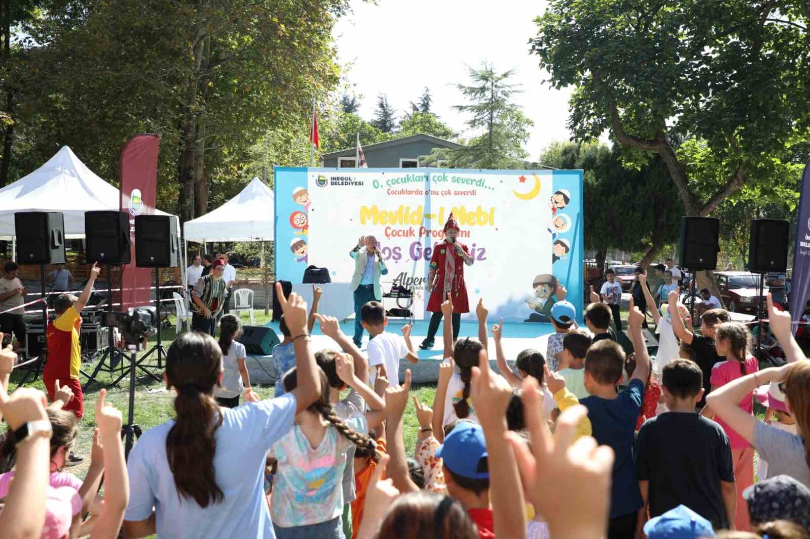 İnegölde Mevlid Kandili Çocuklarla Kutlandı