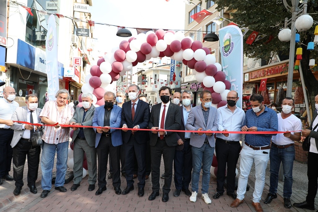 İnegölün Futbol Tarihi Mahalle Takımları Sergisiyle Gün Yüzüne Çıktı