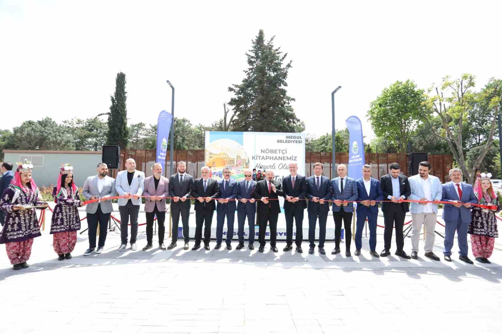 İnegölün Yeni ‘Nöbetçi Kütüphanesi Törenle Hizmete Girdi