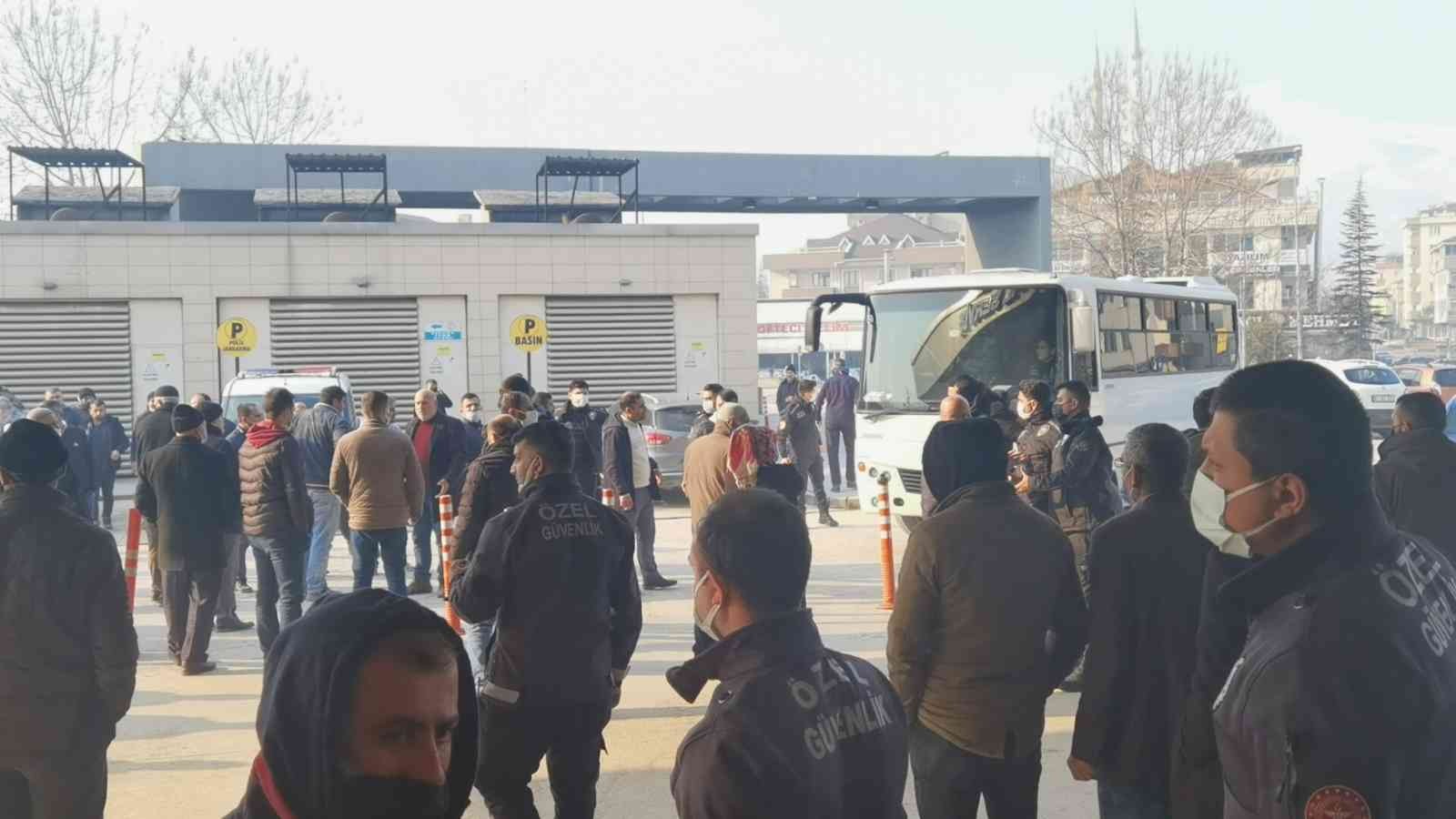 İnşaattan Düşerek Ağır Yaralanan İşçi Hayatını Kaybetti