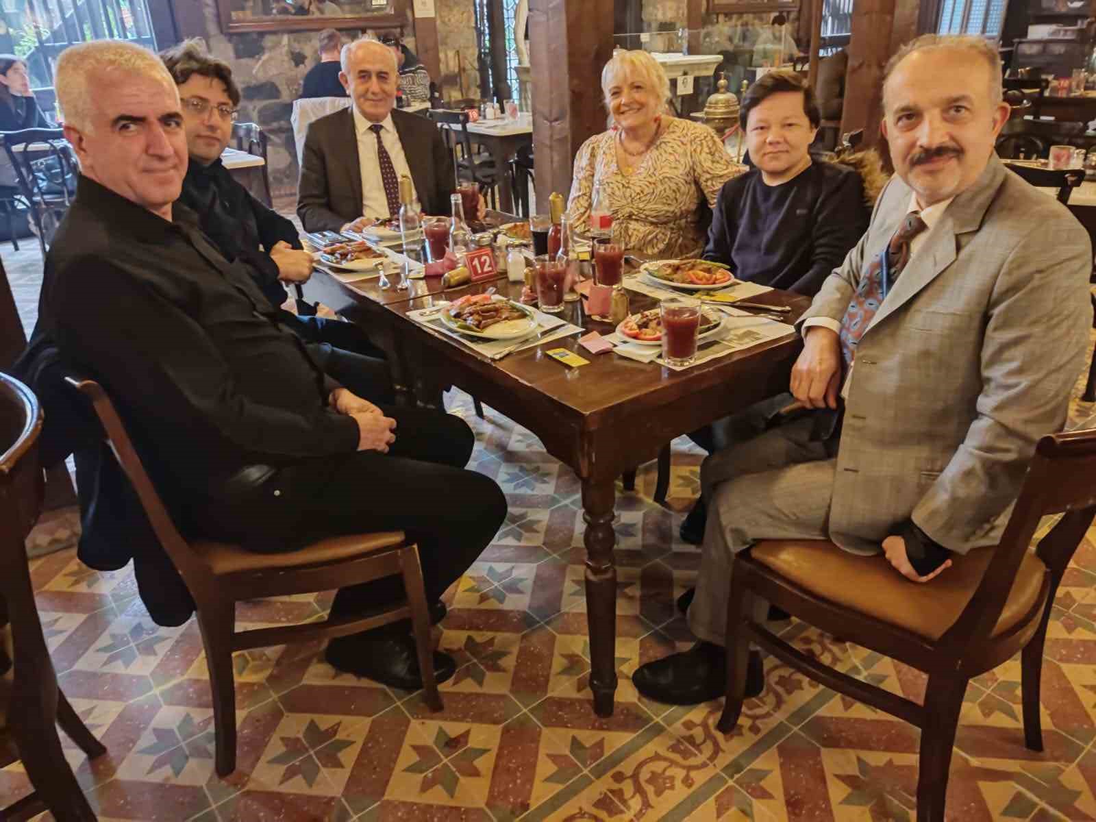 İskenderin İskender Mutluluğu