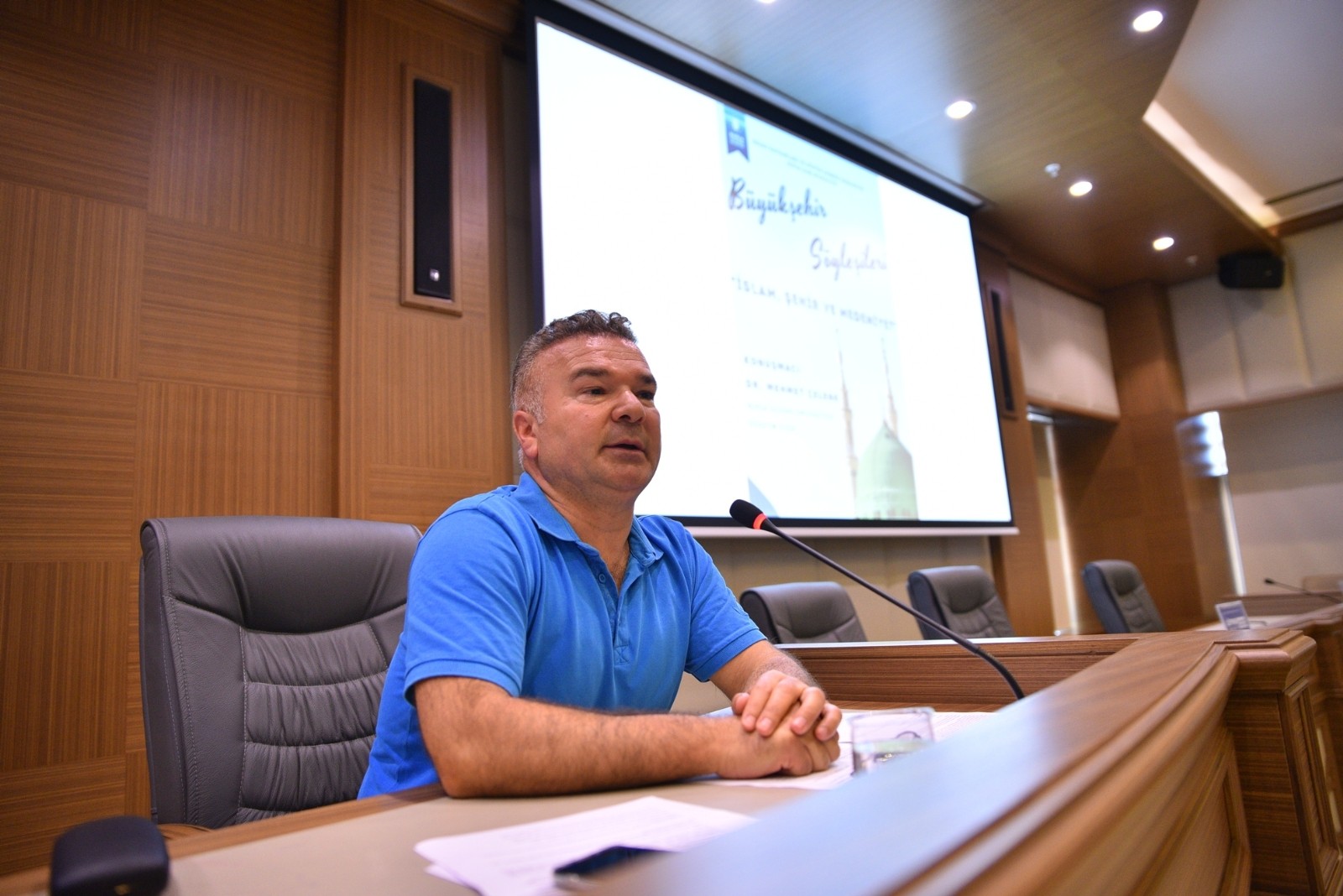 “İslâm Şehir Ve Medeniyet” Semineri