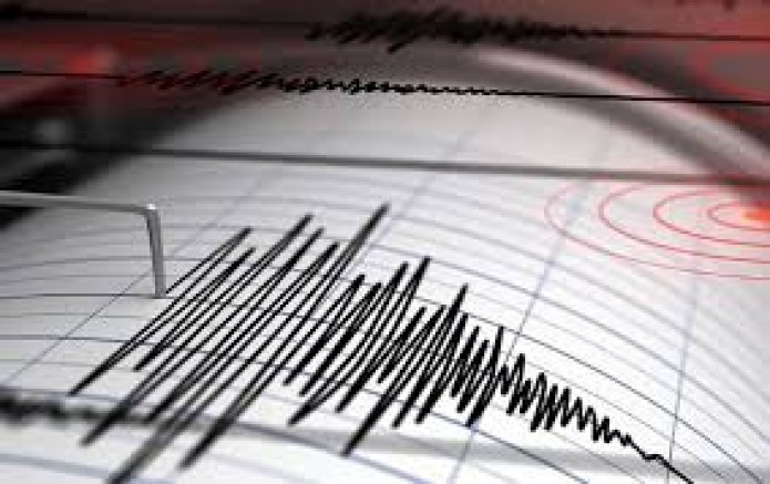 İzmir'de 4.5 büyüklüğünde deprem