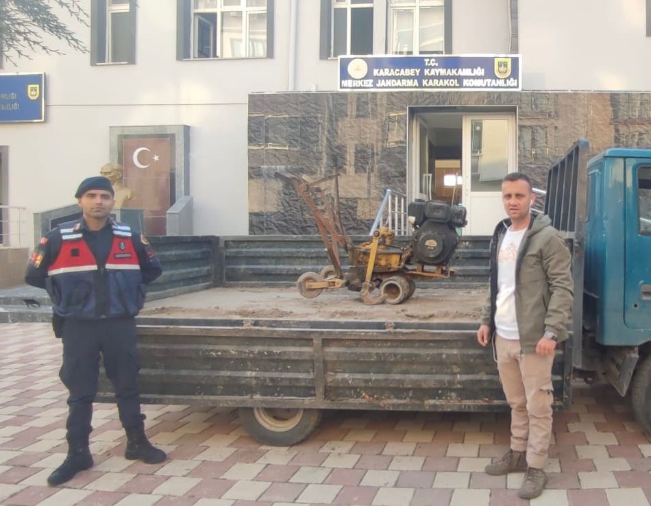 Jasat Hırsızı Kıskıvrak Yakaladı