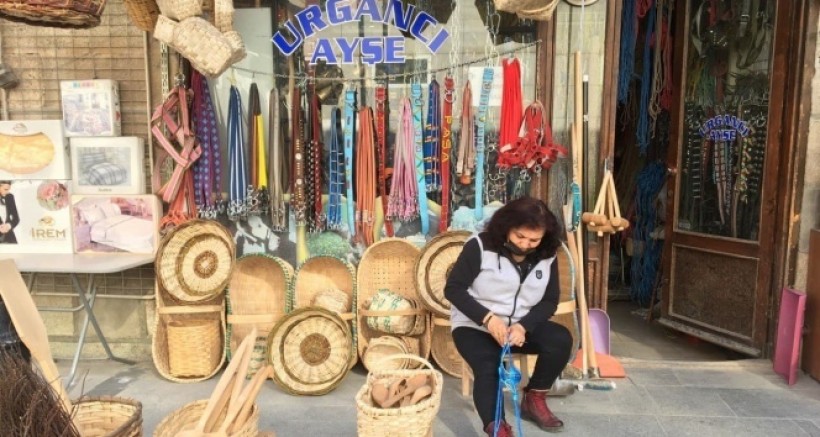 Kadın Urgancı Sıra Dışı Mesleği İle Dikkat Çekiyor