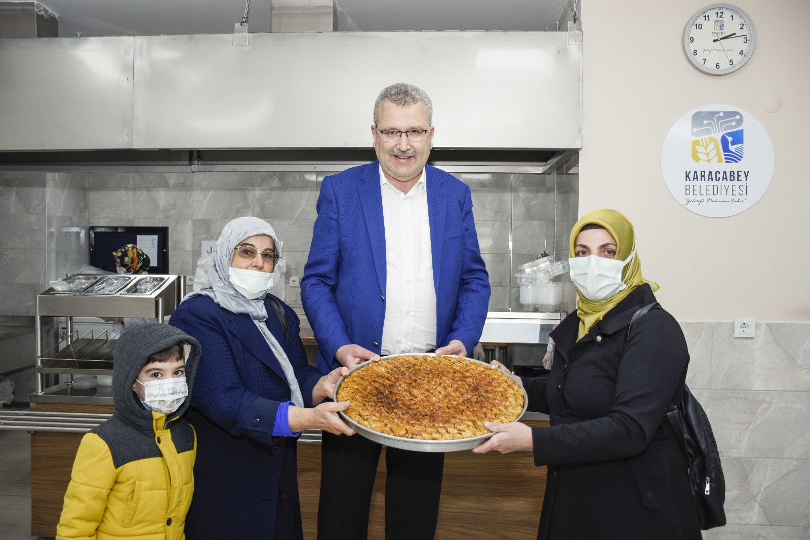 Karacabey'de Aşevi Yüzleri Güldürüyor