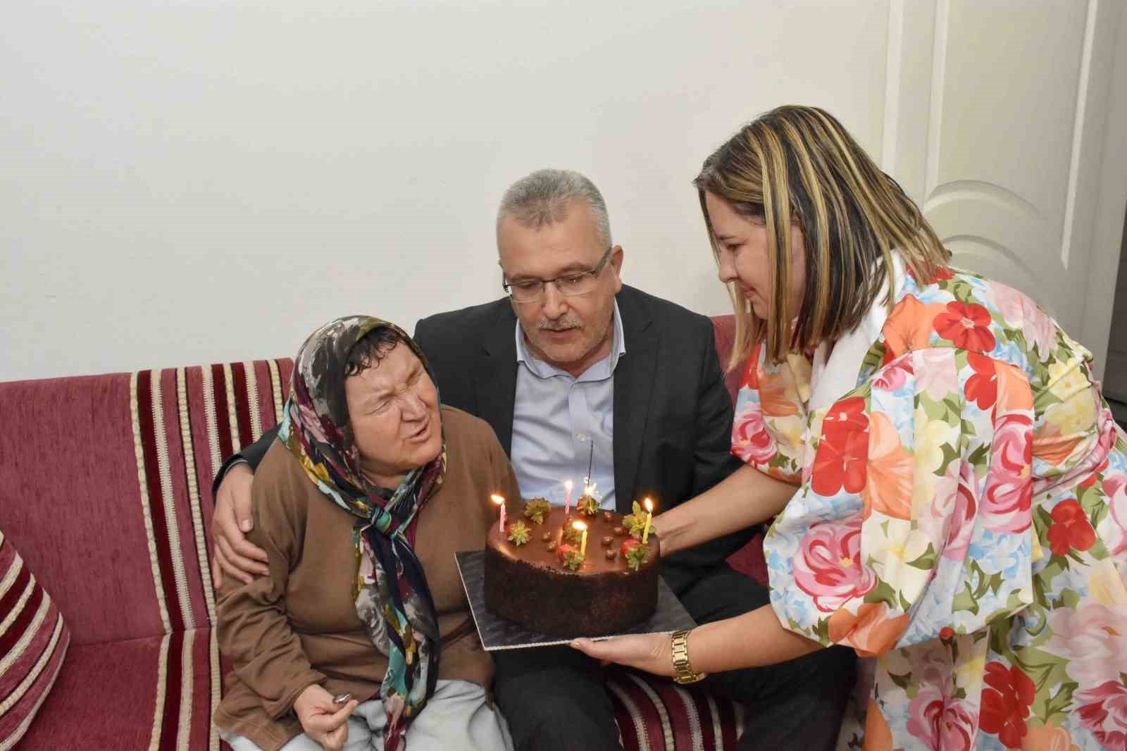 Karacabeyde Görme Engelli Karakuşun En Büyük Hayali Cumhurbaşkanı Erdoğan İle Tanışmak