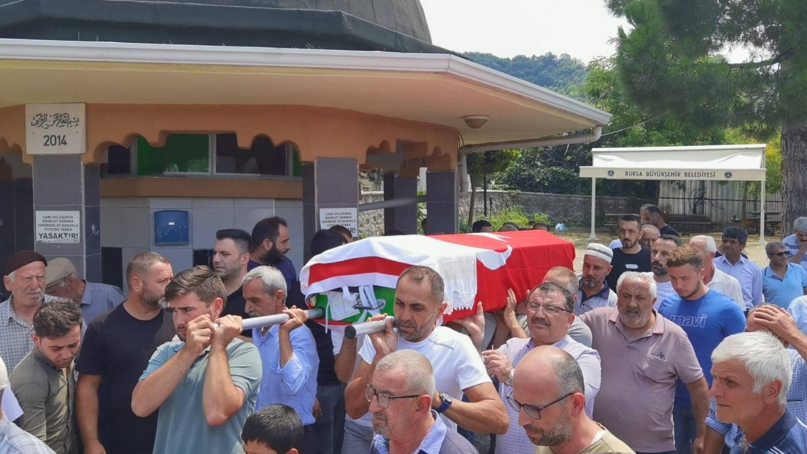 Kazada Ölen 3 Kişi Gözyaşlarıyla Defnedildi