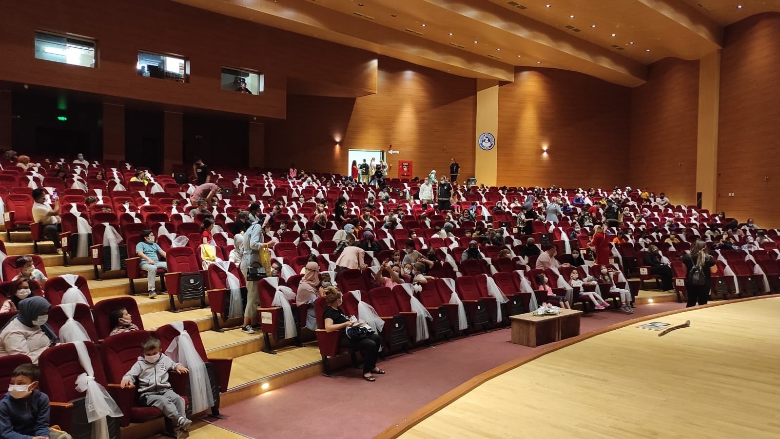 Kestelde Çocuklar Tiyatro Oyunu İle Eğlendi