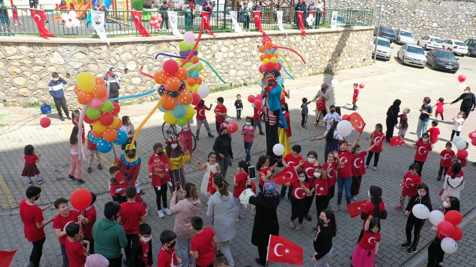 Kestel'de Çocuklara ‘Bayram Sürprizi