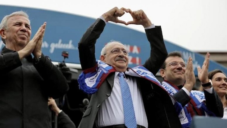 Kılıçdaroğlu'nun mitingi öncesi CHP'den 50 kişi istifa etti