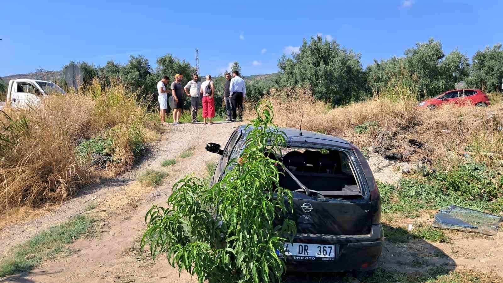 Kontrolünü Kaybeden Kadın Sürücü Tarlaya Uçtu