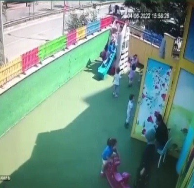Kreşte 33 Aylık Çocuğun Tehlike Atlattığı Anlar