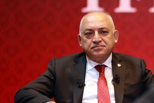 Mehmet Büyükekşi'den flaş çağrı!
