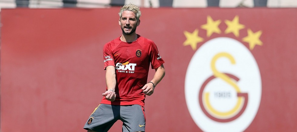 Mertens'e Japonya'dan sürpriz talip!