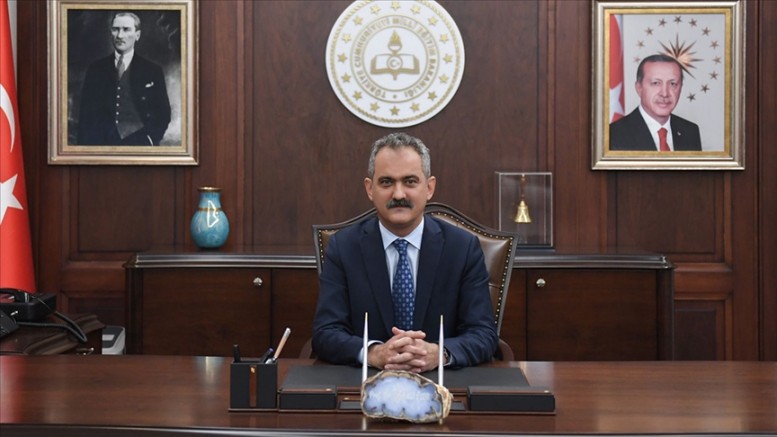 Milli Eğitim Bakanı Özer'den ücretsiz kurs müjdesi