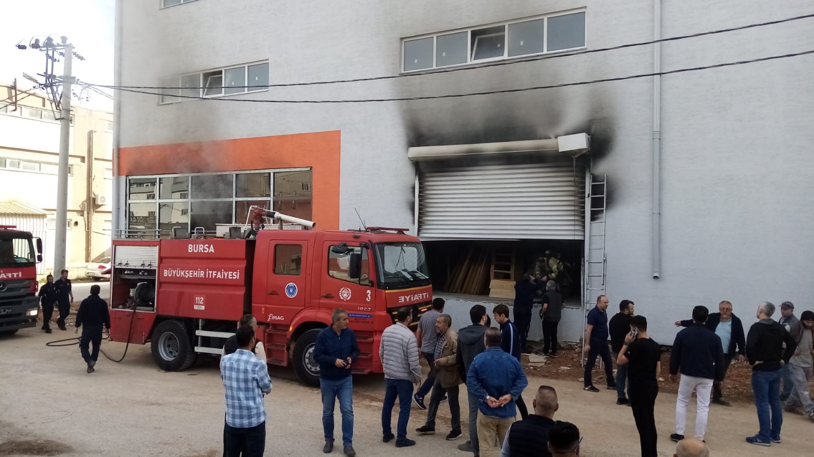 Mobilya Fabrikasında Korkutan Yangın