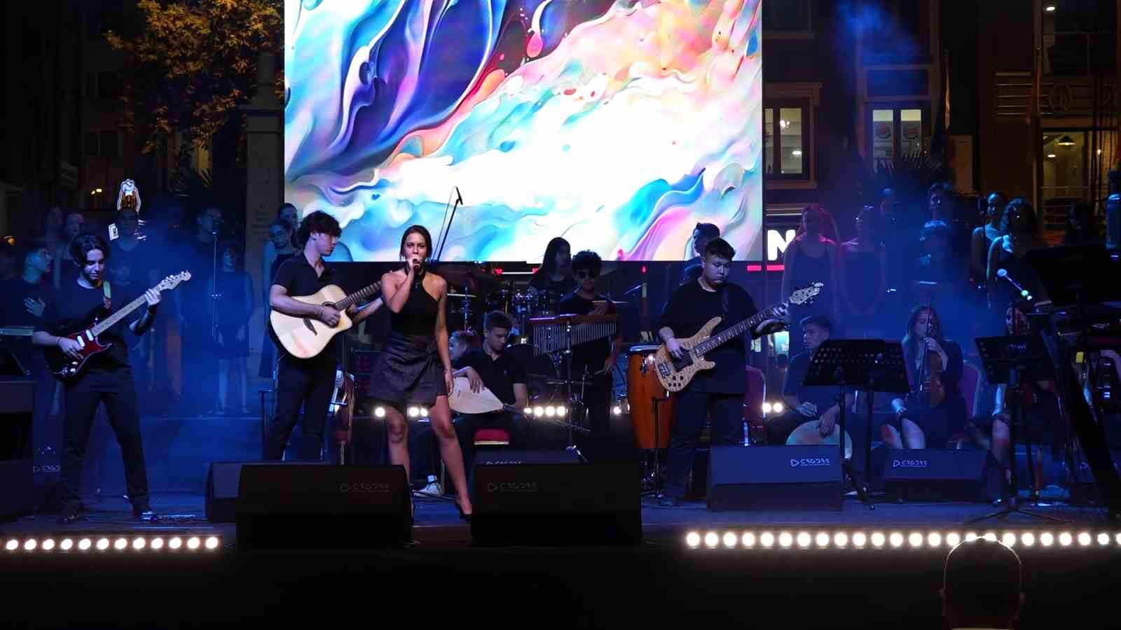 Mod10, Yaz Konserlerine Bandırmadan Başlandı