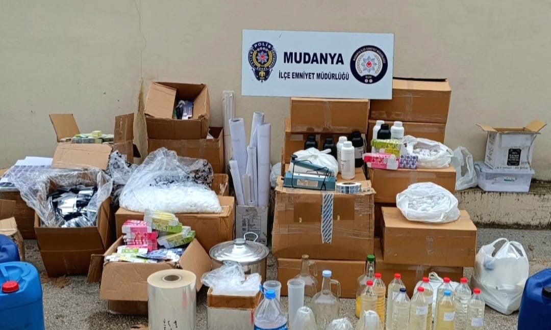 Mudanyada 1 Milyon Lira Değerinde Elektronik Sigara Likidi Ele Geçirildi