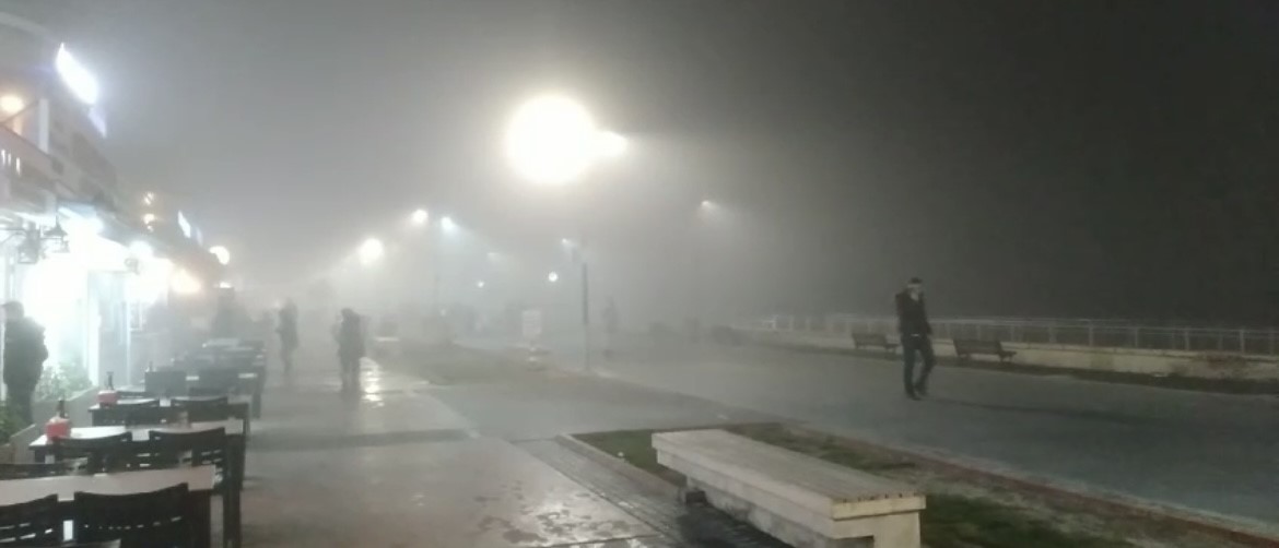 Mudanyada Yoğun Sis Etkili Oldu, Göz Gözü Görmez Hale Geldi
