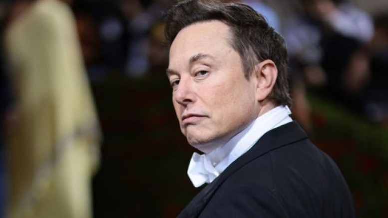 Musk tarihe geçti: 100 milyar dolar kaybeden ilk insan
