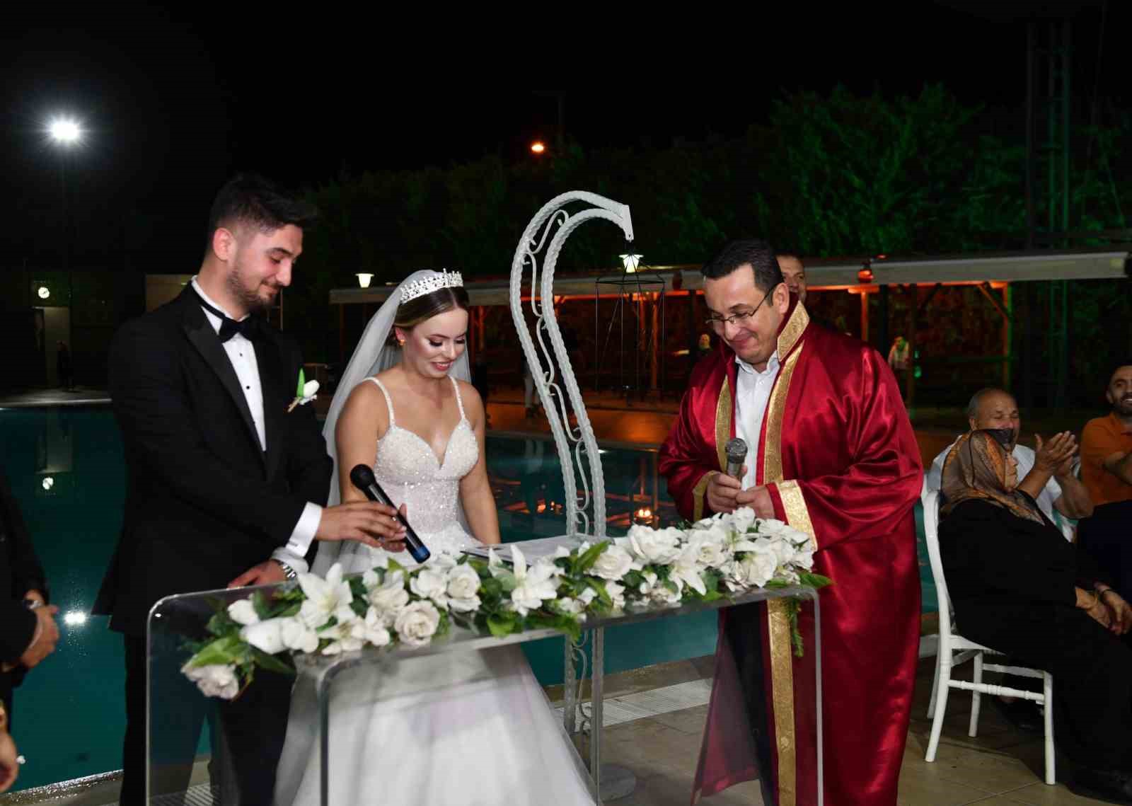 Mustafakemalpaşada 2023 Yılında 724 Nikah Kıyıldı